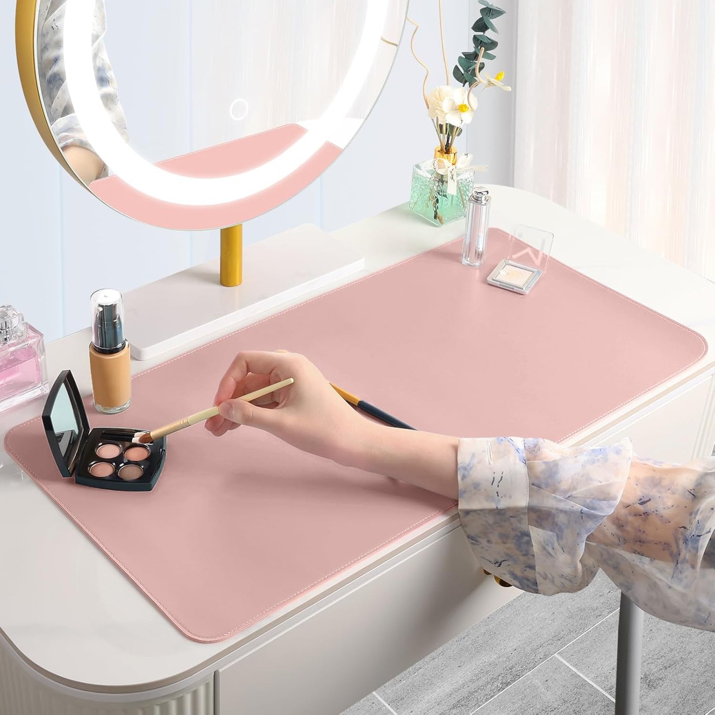 Makeup Mat for Vanity to Protect Desk Top, Dual-Sided Makeup Mat, Easy to Clean Desk Pad - Waterproof and Oilproof Vanity Accessories, 23.6 x 11.8 in (Pink and Silver)