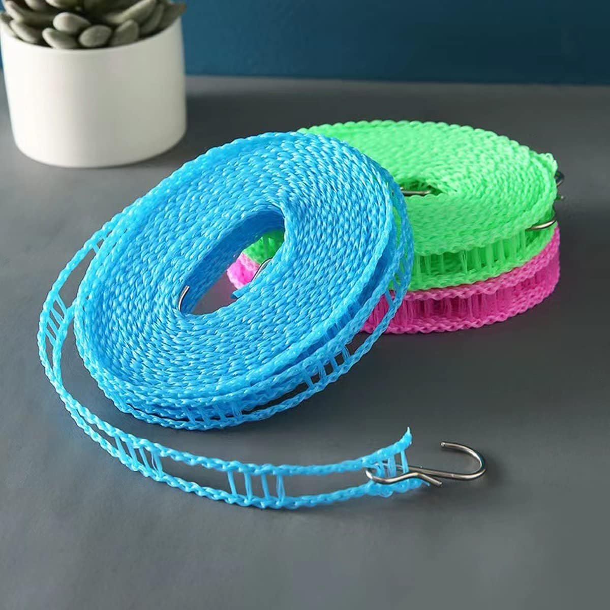 Ginojex Nylon Clothesline 5m Adjustable Portable Washing Line Windproof Non-Slip for Home Hotel Travel Outdoor Camping Hanger Rope