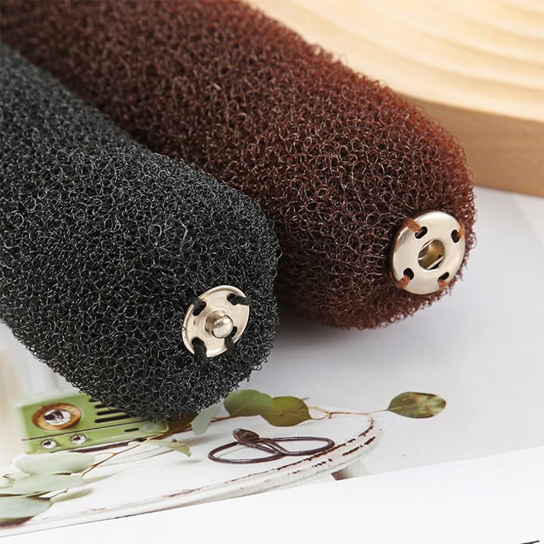 Duoleimi 4 Large Ponytail Pillows, Ponytail Maker Tool and Top Hairstyle Accessories, Hair Donut and Ponytail in Black, Brown and Creamy