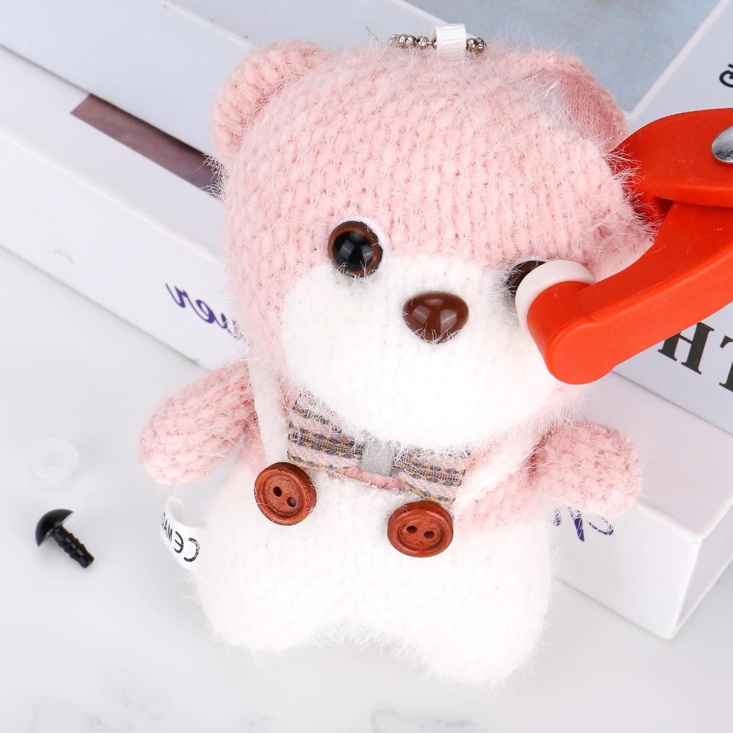 Juome 2Pcs Safety Eye Tool for Crocheting - Crochet Tools for Attaching Crochet Safety Eyes, Auxiliary Tool for 5-30mm Stuffed Animals Safety Eyes Making Supplies