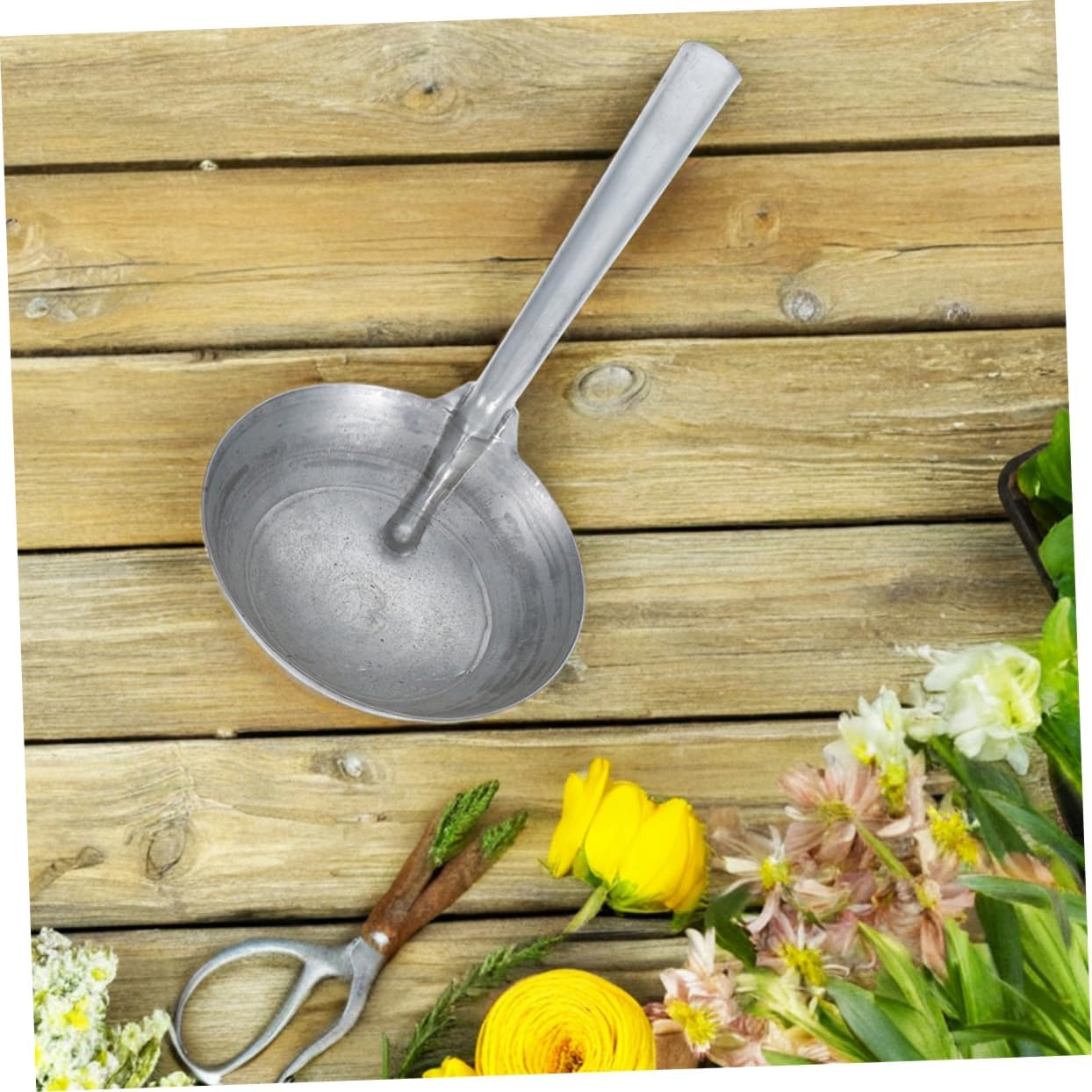 Abaodam Heavy Duty Iron Ladle for Feeding and Watering Reusable Soup Spoon with Ergonomic Handle Durable and Polished Surface for Farm and Garden Use