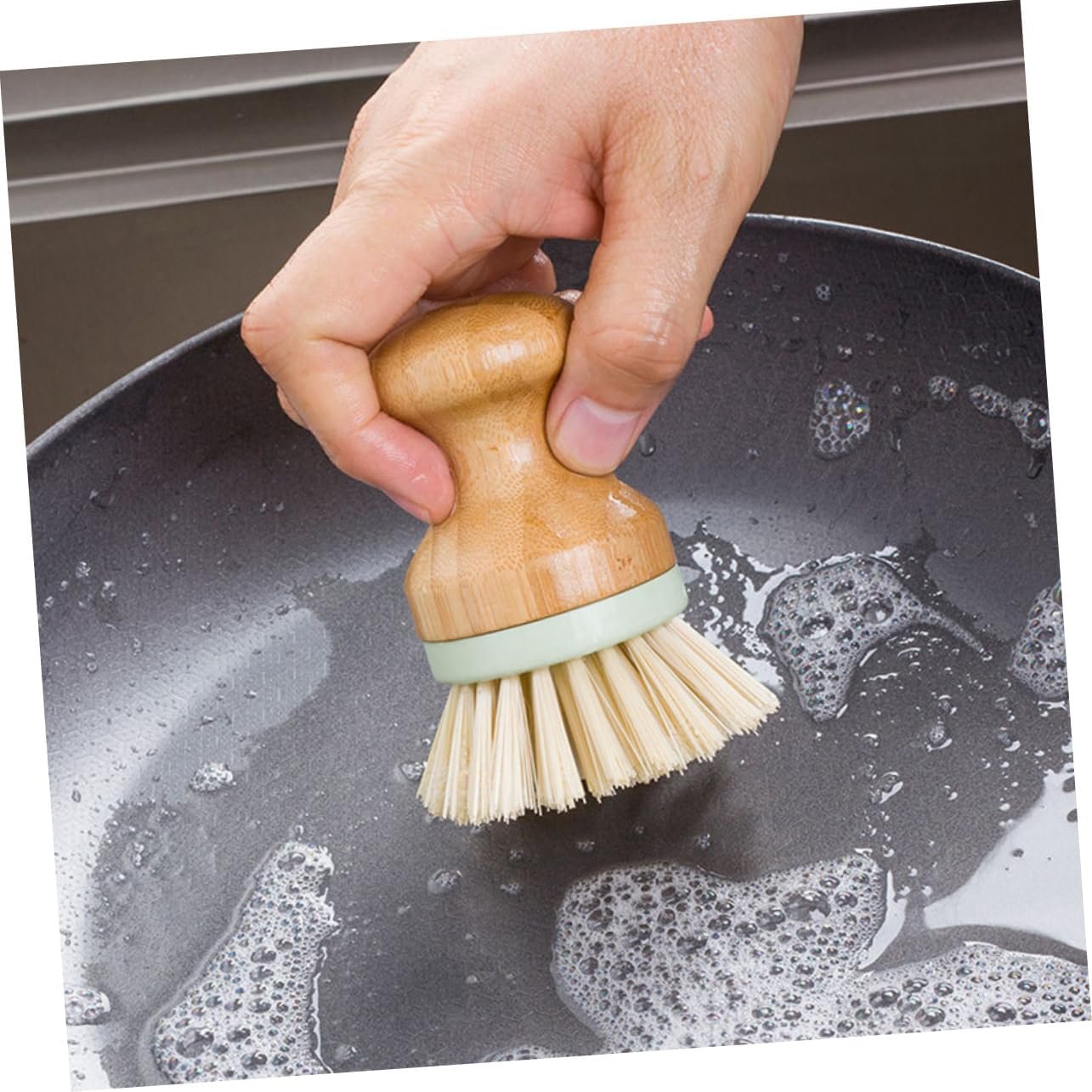 WRITWAA 1pc Durable Solid Wood Dish Brush Kitchen Cleaning Brush for Pots and Dishes Non Slip Handle Strong
