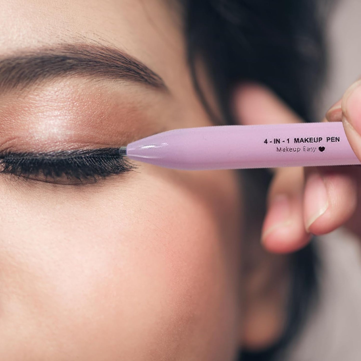 Makeup Pencil,4 in 1 Multifunctional Makeup Pencil Eyeliner Makeup Pencil Lip Liner Eyebrow Pencil Highlighter Compact Easy Makeup Accessories