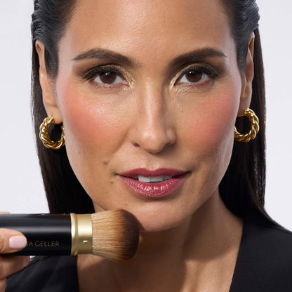 LAURA GELLER NEW YORK Retractable Airbrush Kabuki Brush for All Face Makeup & Foundation for Liquid, Cream and Powder Face Makeup With Aluminum Handle