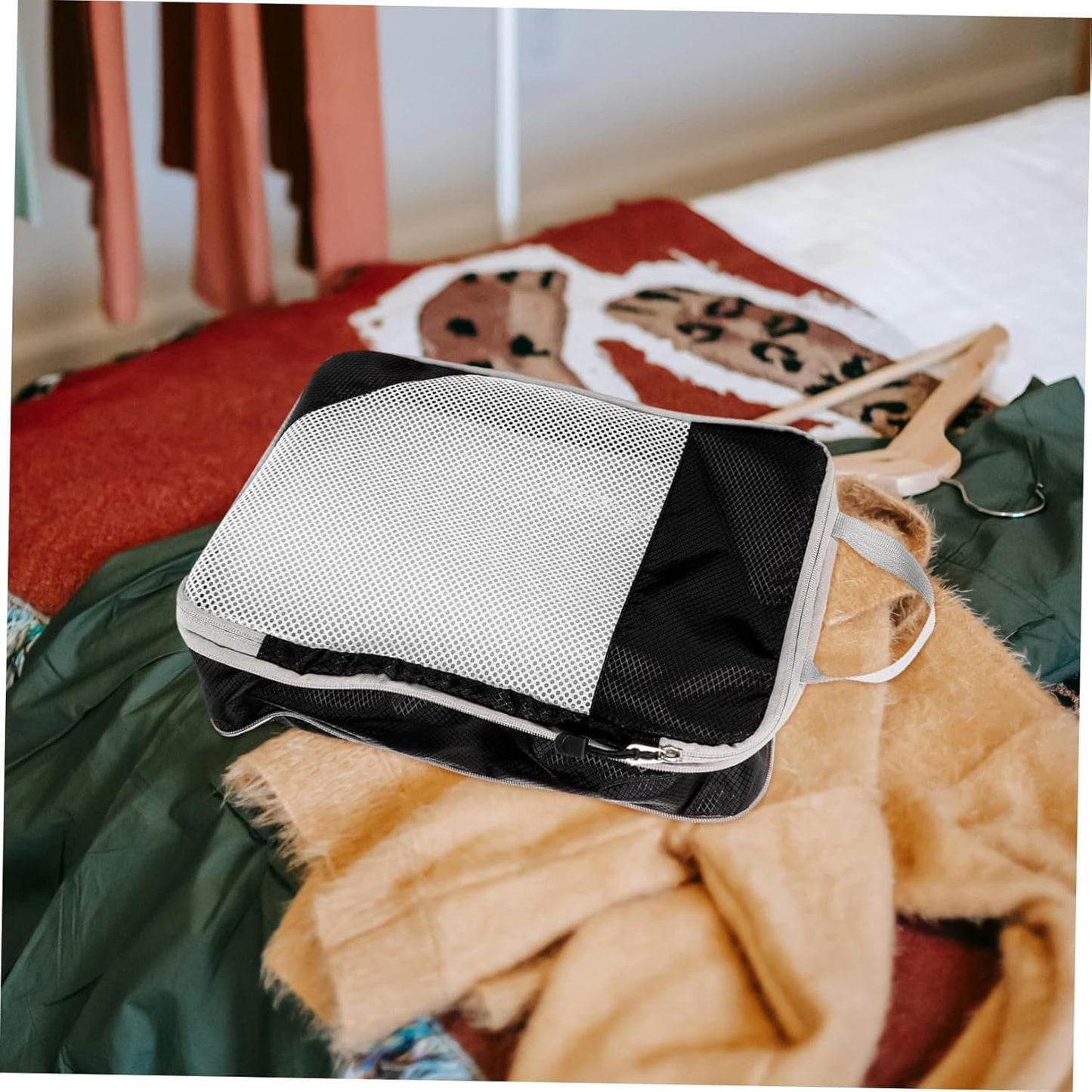 PartyKindom 4pcs Compression Packing Cubes for Luggage Organization Durable Travel Storage Bags with Mesh Design