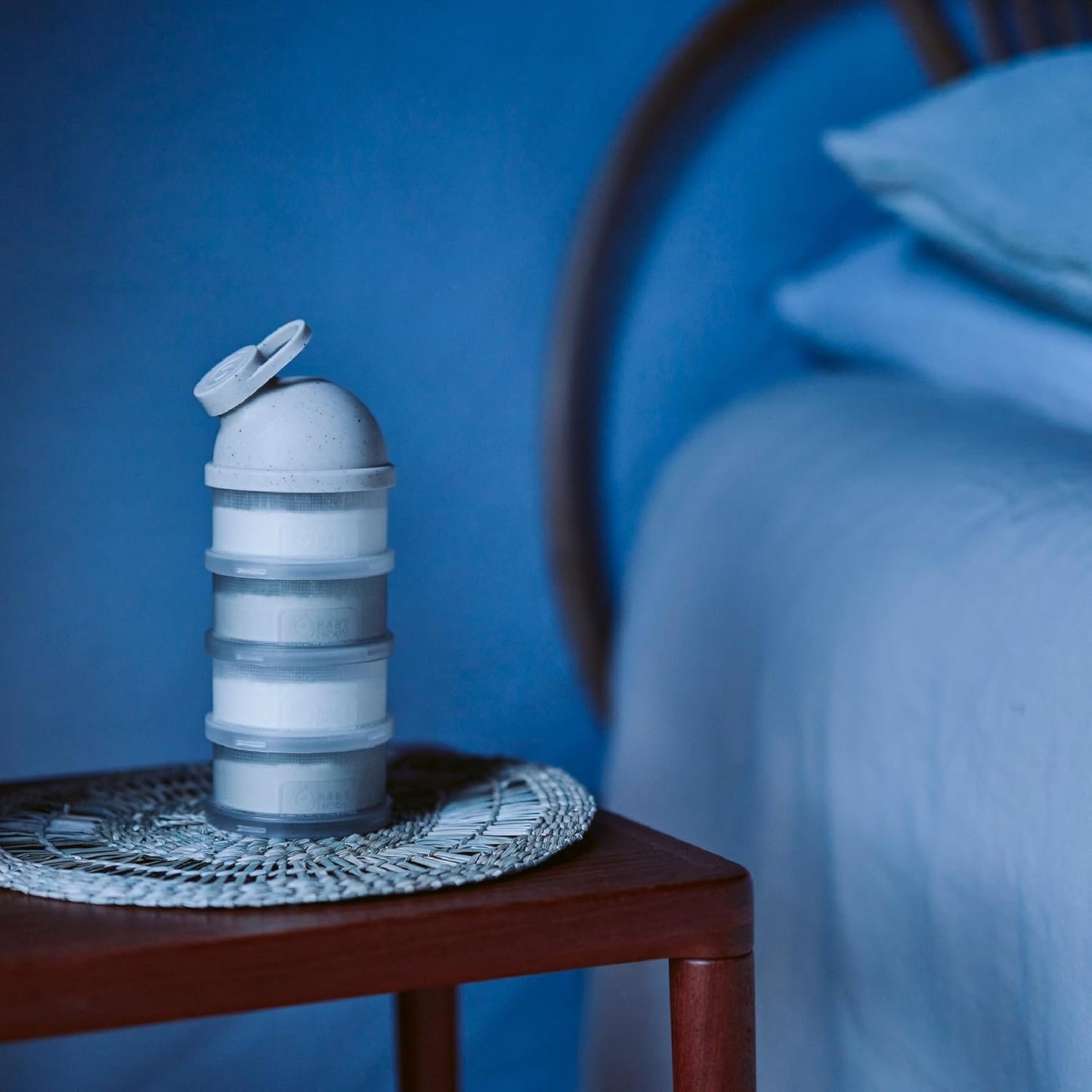 Babymoov Babydose Formula Dispenser On-the-Go, BPA-Free Baby Formula and Snack Container, Travel Essential, 4 Airtight Compartments, XL Capacity, Ergonomic, Dishwasher-Safe, Made in France, Beige