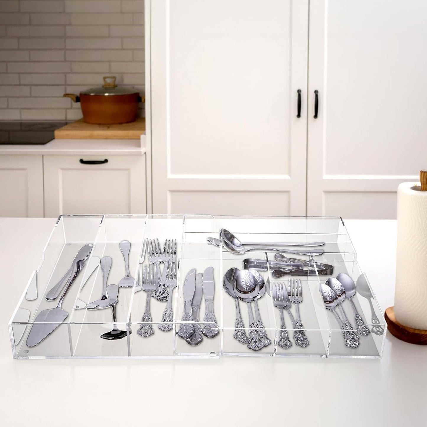Fasmov Expandable Plastic In-Drawer Utensil Organizer Tray, Acrylic Adjustable Cutlery and Flatware Tray, Silverware Organizer Kitchen Drawer Organizer for Flatware and Utensils -9 Compartments