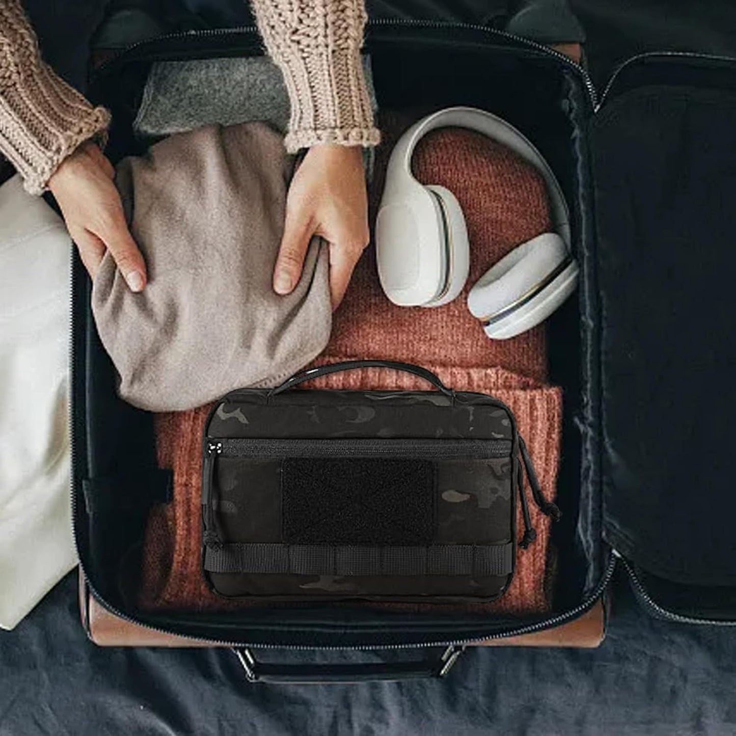 Mens Toiletry Bags for Traveling, Waterproof Travel Toiletry Bag, Mens Cosmetic Bag, Portable Shaving Bag, Travel Hygiene Bag, Shampoo Toiletries Bag, Mens Travel Makeup Bag, Waterproof Shaving Kit,