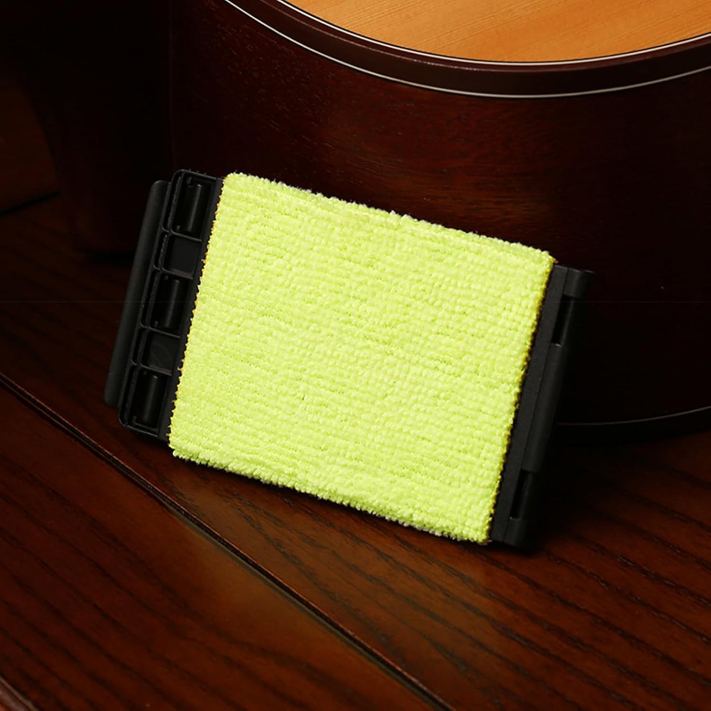 Fingerboard Scrubber, Wiper Cloth, Compact Bass String Cleaning Tool, All-Around Scrub Pad with Handle, Music Accessory for Adults Beginners Professionals