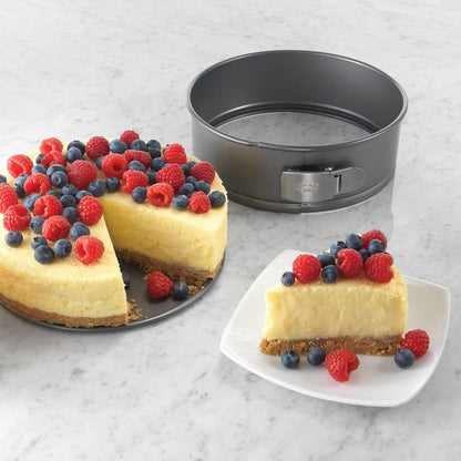 Chicago Metallic - Bakeware Professional Non-Stick 9" Springform Pan, Grey
