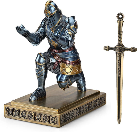 HDMbigmi King's Guard Knight Pen Holder Pen Stand Desk Organizers and Accessories Resin Pencil Holder for Office and Home (Blue)