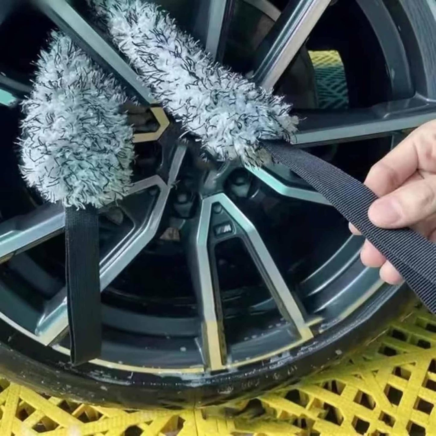 Microfiber Multi-Use Cleaning Tool, Crevice Cleaning Brush, Wheel Cleaning Brush, Car Detailing Clean, New Multifunctional Cleaning Brush Tool, Car Cleaning Brush Tire Brush (Black)