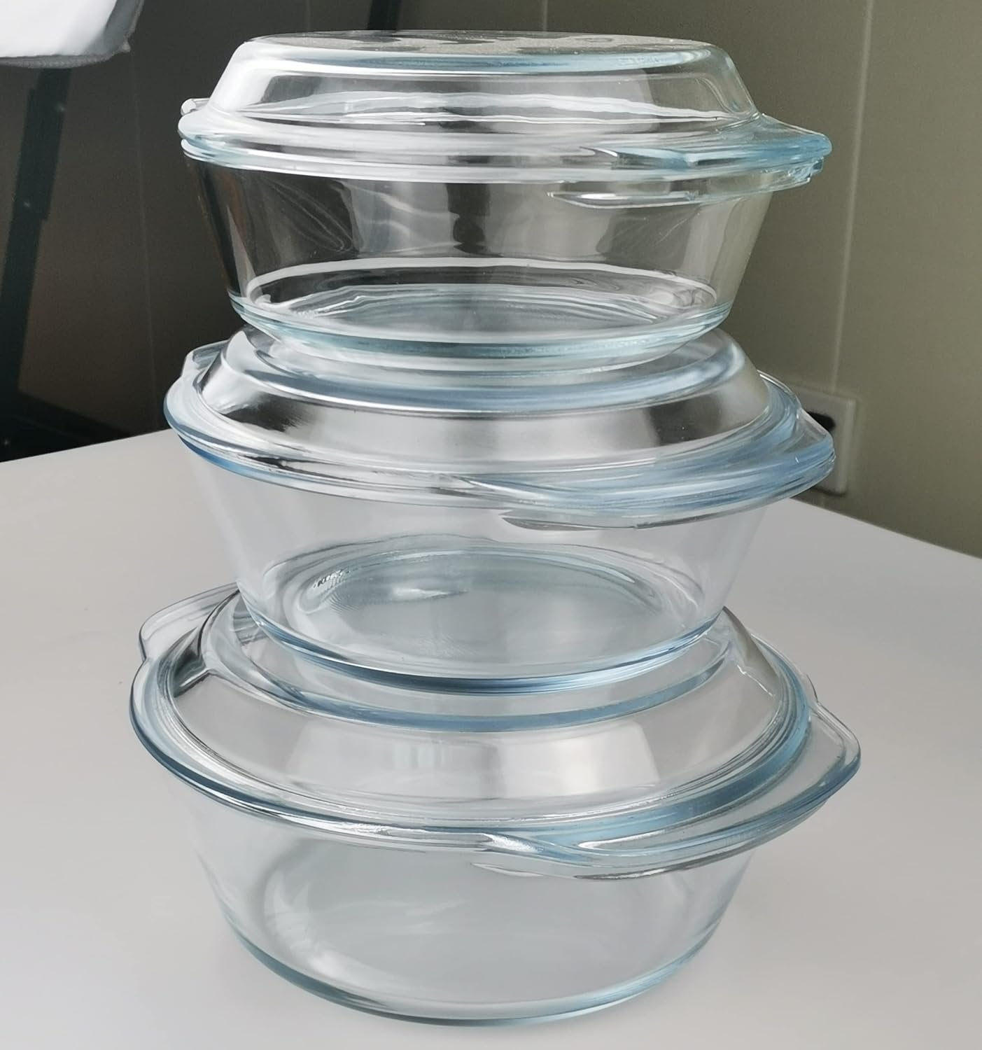 Mapeoes Casserole Baking Dish with 2 pcs for Oven, 1 QT large,Round with Handle and Glass Lid, Borosilicate Glass, Oven Microwave Dishwasher freezer safe,Cookware Bowl,Clear