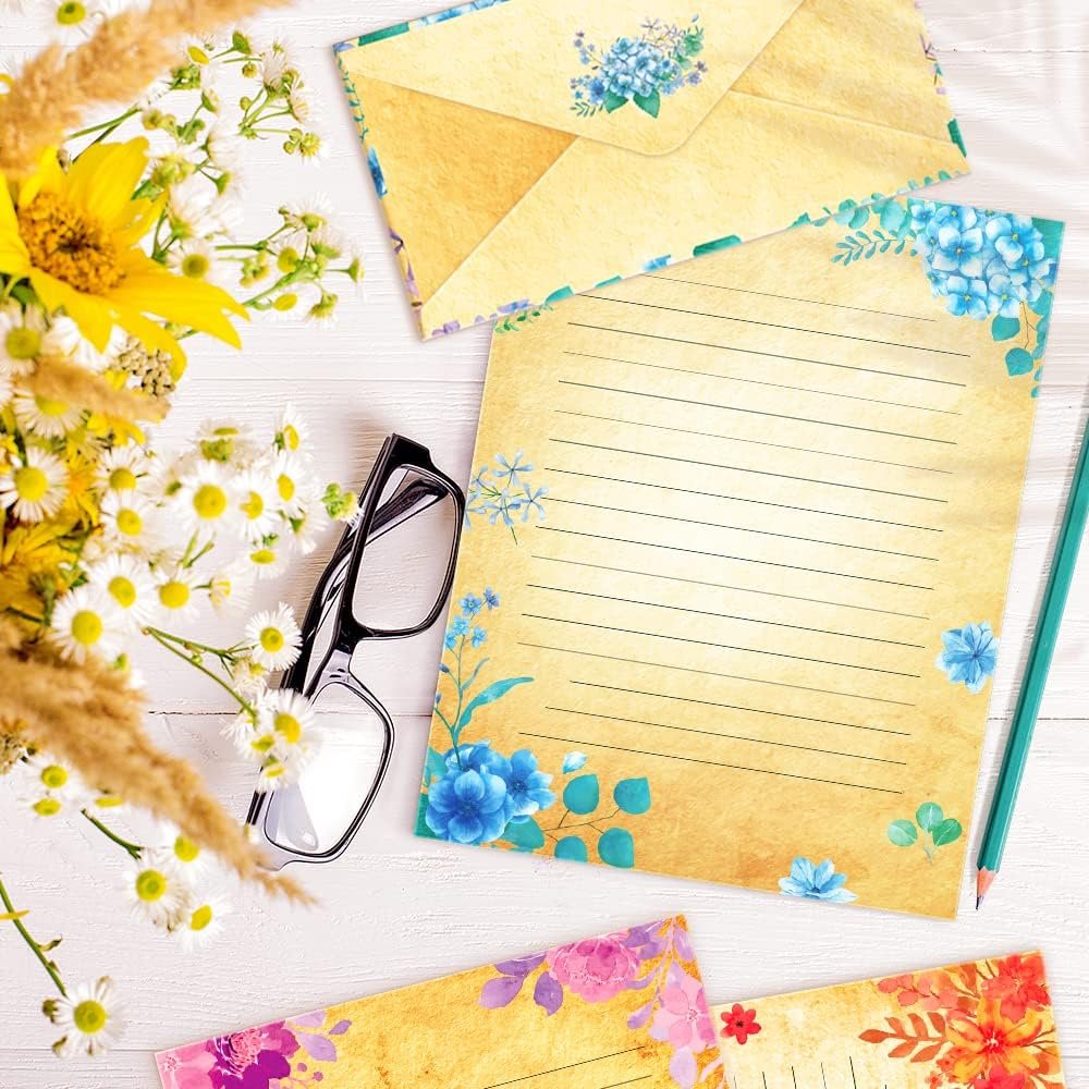 Vintage Stationary Paper and Envelopes Set Vintage Floral Stationary Paper Set with Lined Letter Writing Paper – 48 Sheets + 24 Envelopes, 8.5 x 11 Inch of Each Stationary Paper