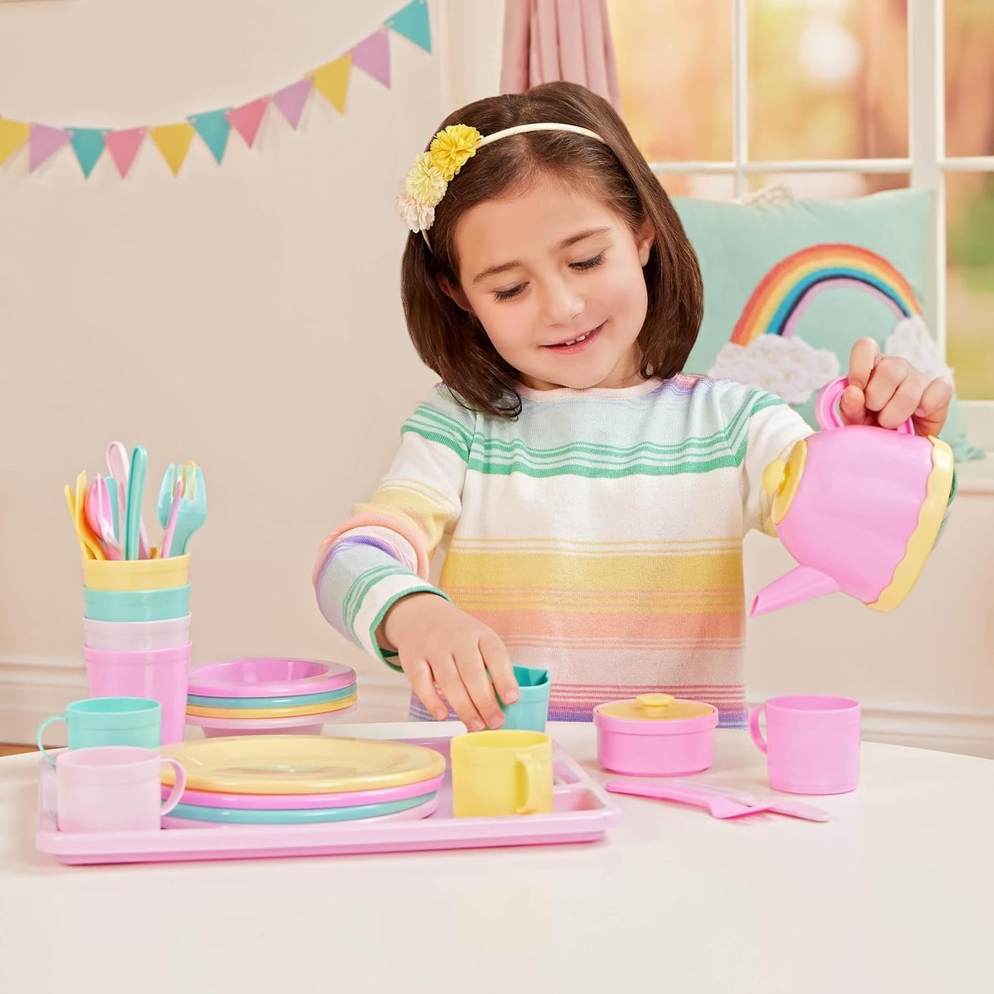 Battat- Play Circle- Dish Set – Plates, Cups, and Tea Party Toys – Play Kitchen for Toddlers- Pretend Play – 3 Years + (34 Pcs)