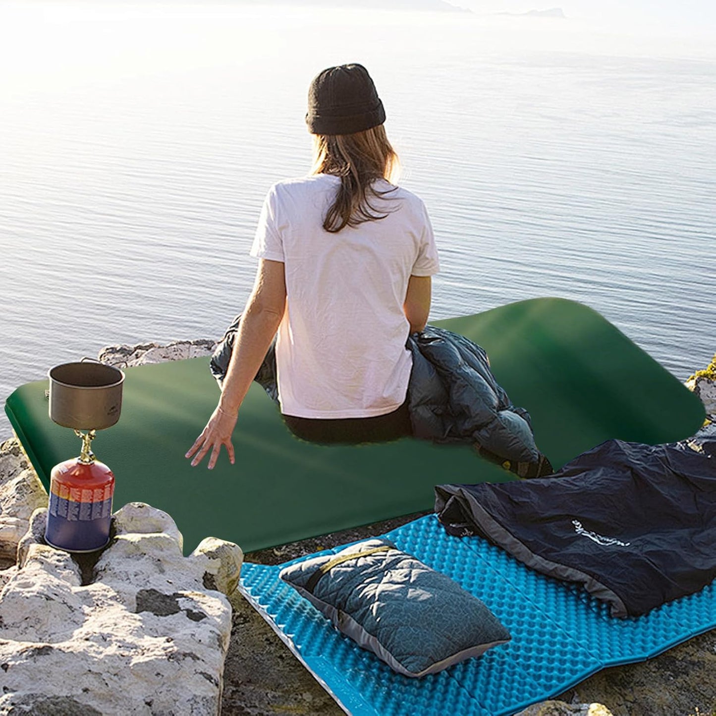 Inflatable Sleeping Pad, Soft Foam Camp Mattress, Built-in Pillow, Quick-Inflating Design, Lightweight Material, Ideal Use for Camping Gear for Travel, Beach, Home, Outdoor Rest