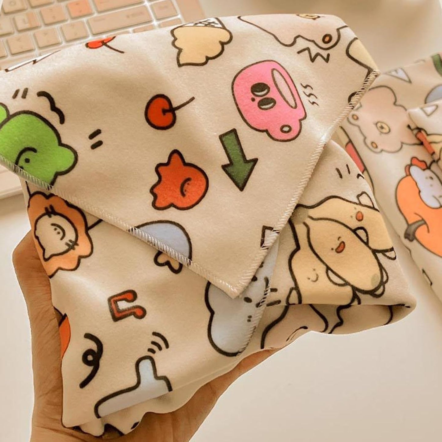 Self-Adhesive Fabric Cosmetic Bag – Multipurpose Cosmetic Bag | Self-Adhesive Cloth Organizer Makeup Storage Bag, Strong Adhesion Organizer Pouches Lazy Self-Stick Cosmetic Bag For Cosmetics