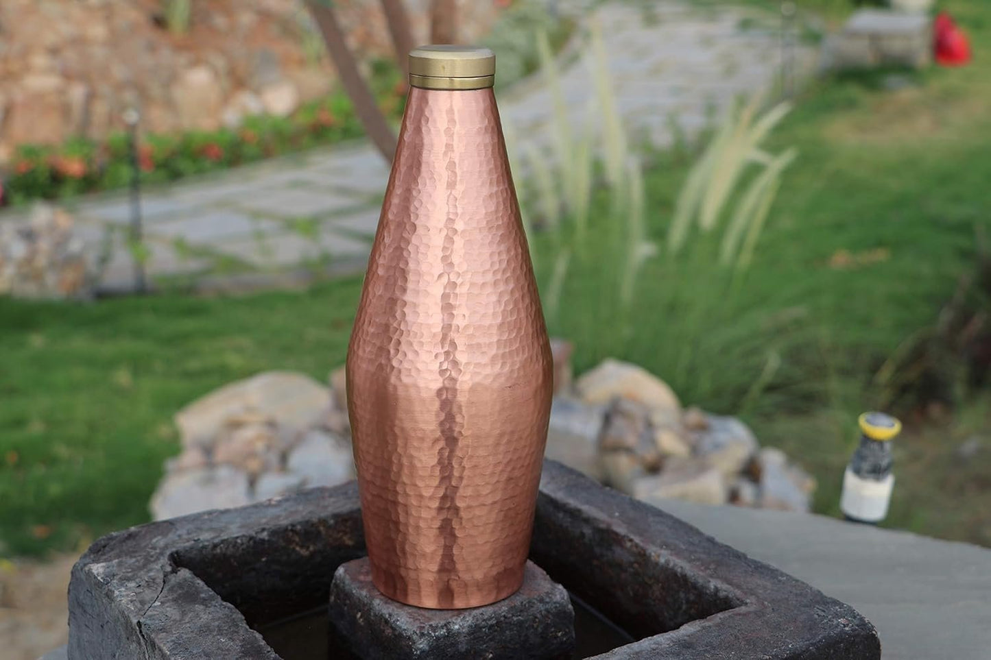 DeKulture Hand Hammered Vintage Pure Copper Water Bottle With Brass Knob Ideal Drinkware With Ayurveda and Yoga Benefits 3.5 x 9 (DH) Inches 800 ml
