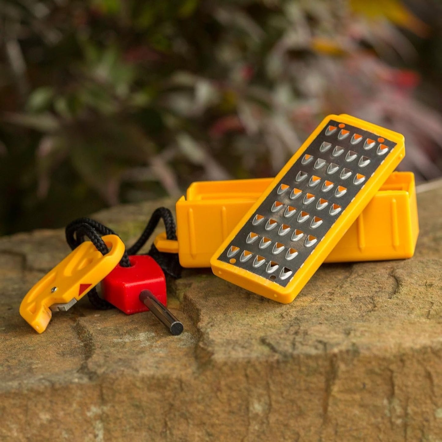 Kulywon MagnesiumFire StarterWaterproof Backcountry Camping Hiking Hunting Backpacking Outdoor SurvivalFire Striker Kit PackPal TinderMaker Rechargeable Lamp Camping (Yellow, One Size)