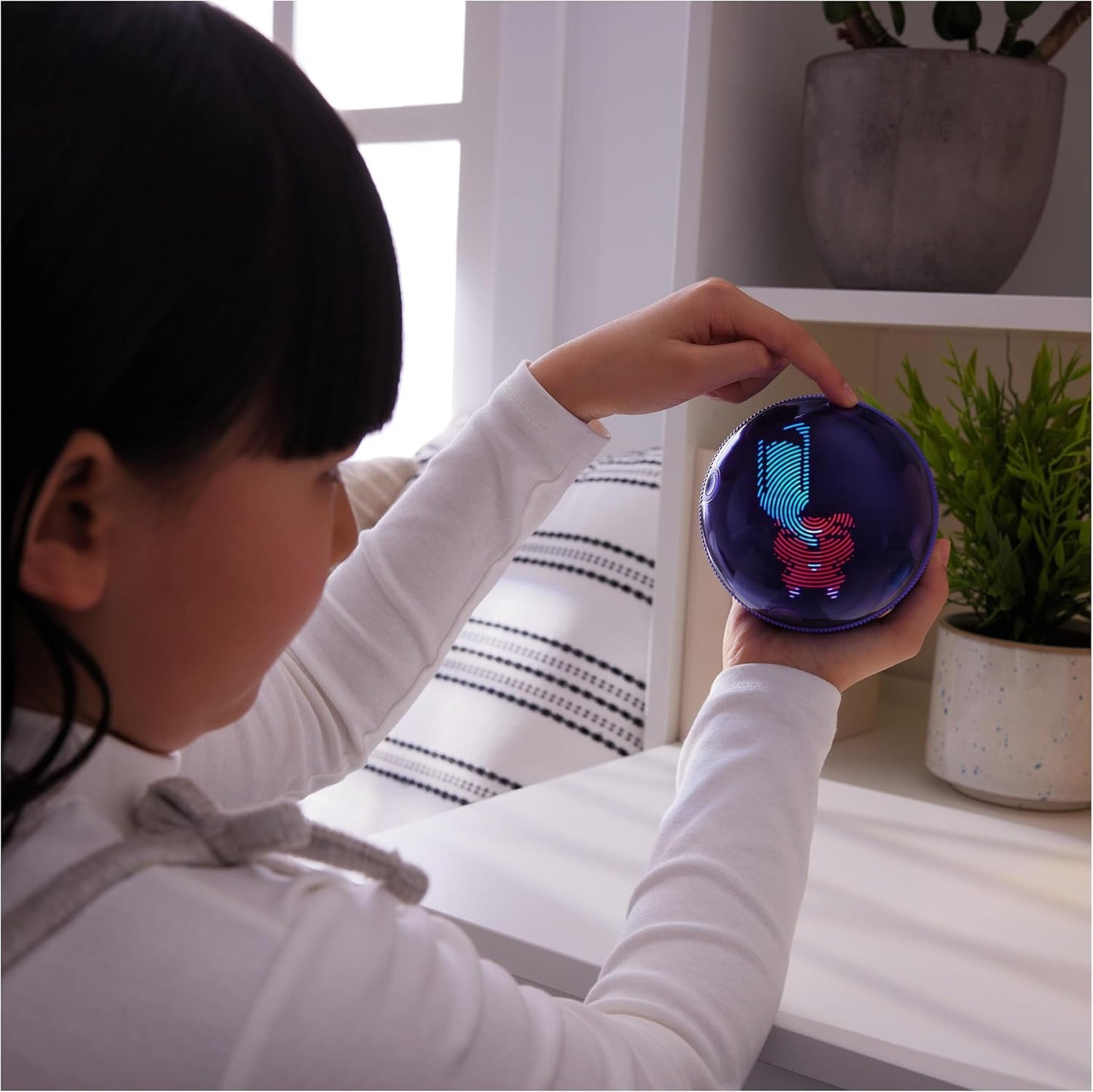 Bitzee, Hamster Ball Interactive Toy with Over 20 Hamsters Inside, Rolls and Reacts to Touch, Digital Pet Kids Toys for Girls and Boys Ages 5 and up.