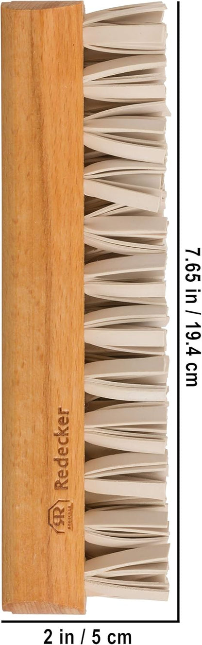 Redecker Natural Lint Brush with Oiled Beechwood, 7-1/4 inches, Easy to Clean Rubber Bristles Effectively Attract and Trap Hair, Made in Germany