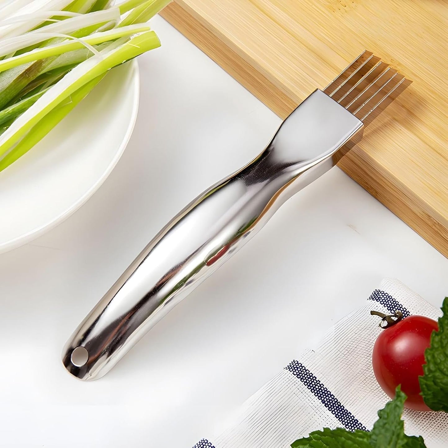 Silk Shallot Knife, Stainless Steel Onion Slicer, Vegetable Slicer, Onion Slicer, Garlic, Homemade Slicer, Multifunction Food Slicer, Kitchen Gadget