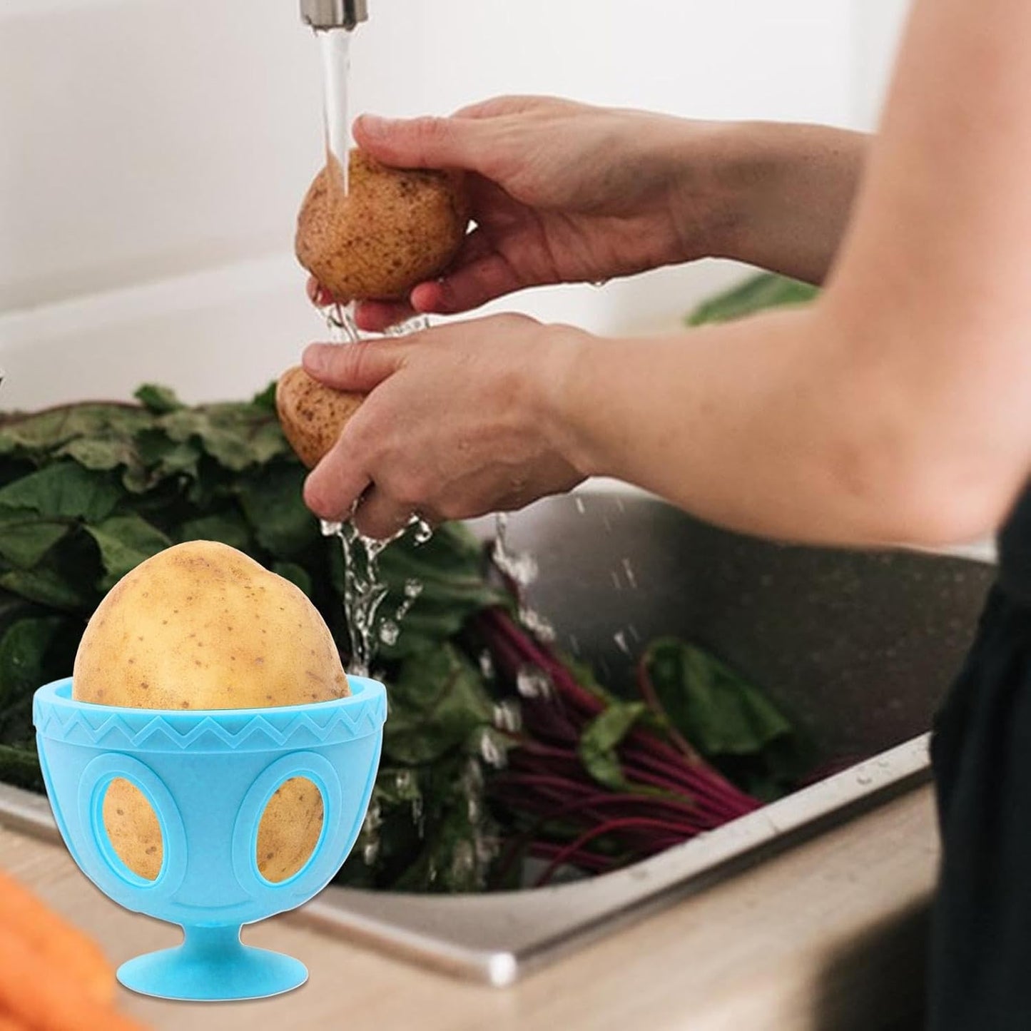 Silicone Egg Scrubber, Chicken Egg Cleaner, Reusable Brush, Soft Bristles for Gentle Scrubbing, Easy to Clean, Sturdy, Multi-Purpose for Eggs, Tomatoes, Potatoes, Kitchen Essential