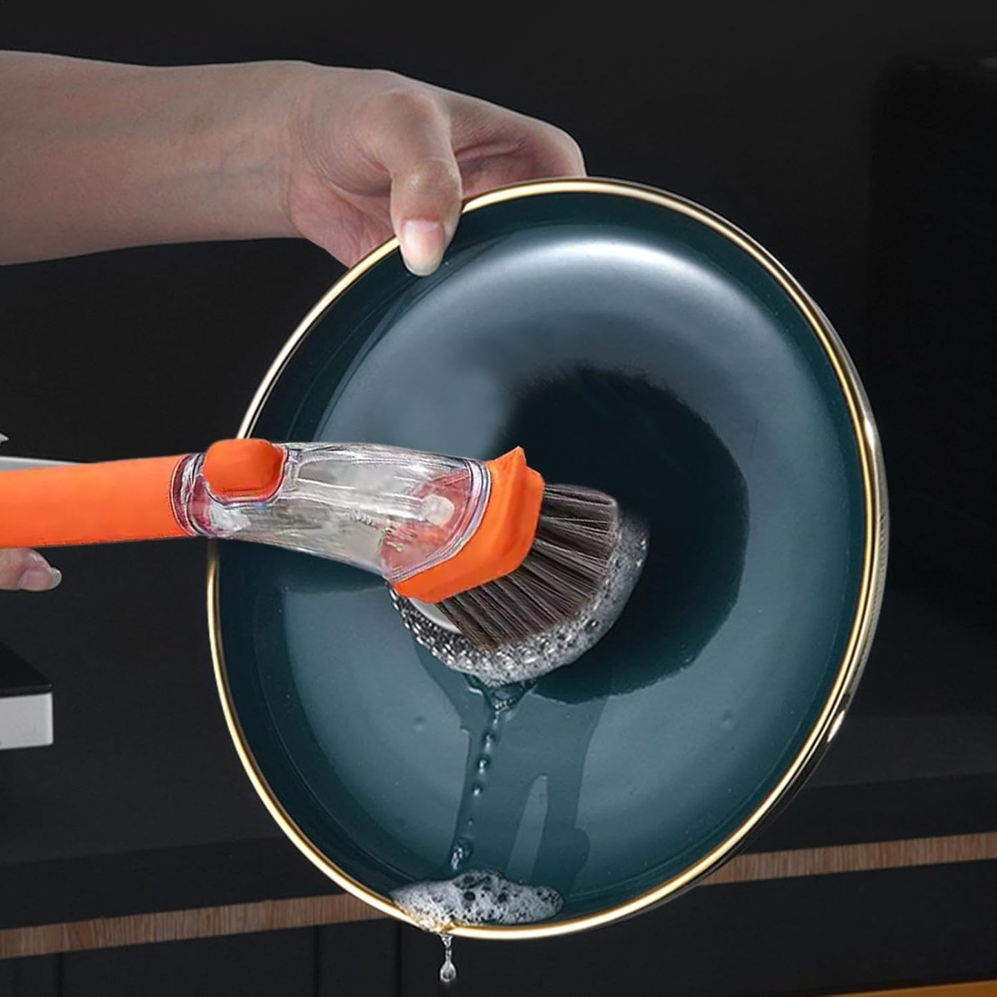 Soap Dispensing Dish Brush, Dish Scrubber Brush, Kitchen Scrub Brush, Handheld Soap Dispensing Brush, Dishes Pots Pans Sink Cleaning Brush for Dishes, Efficient Cleaning Tool for Kitchen Essentials