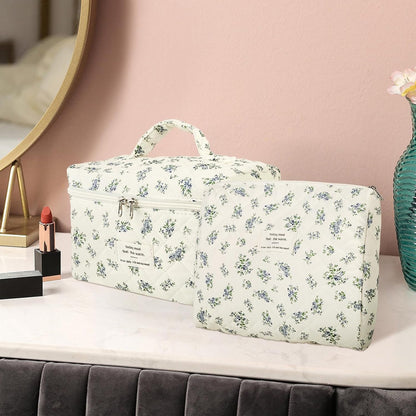 Large Makeup Bag Floral Cosmetic Bag Quilted Flower Travel Makeup Toiletry Bags Set Organizer Cotton Cute Make Up Accessories Zipper Bags Pouch Travel Essentials Gifts for Women Teen Girls Blue
