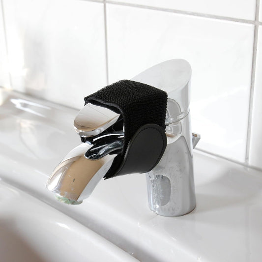 HOBICHT - 2 x Child Safety Tap Single Lever Mixer Elastic Strap with Velcro Fastener Non-Slip Silicone Protection Fitting Child Safety Lock Kitchen Bathroom Child Safe Safety Protection (Black, 30)