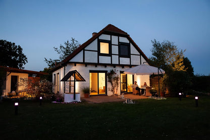 LEDVANCE Smart LED Tube with WiFi Technology for G13 Socket, Matte Look, Daylight White (6500K), 1100 Lumens, Replacement for Conventional 18W Bulbs, Smart Dimmable, Pack of 1