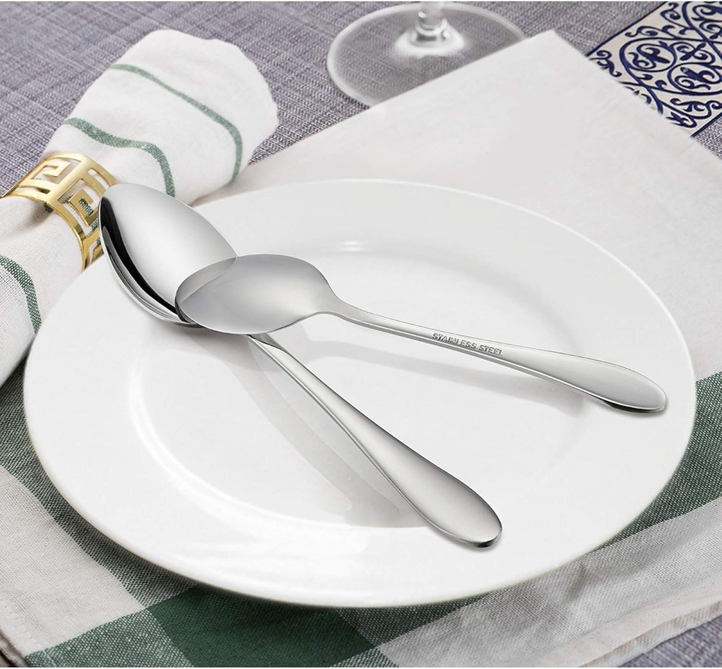 Cutlery Set, LIANYU 30-Piece Stainless Steel Flatware Set Eating Utensils for 6, Silverware Tableware Sets Include Forks Knives Spoons, Mirror Finish, Dishwasher Safe