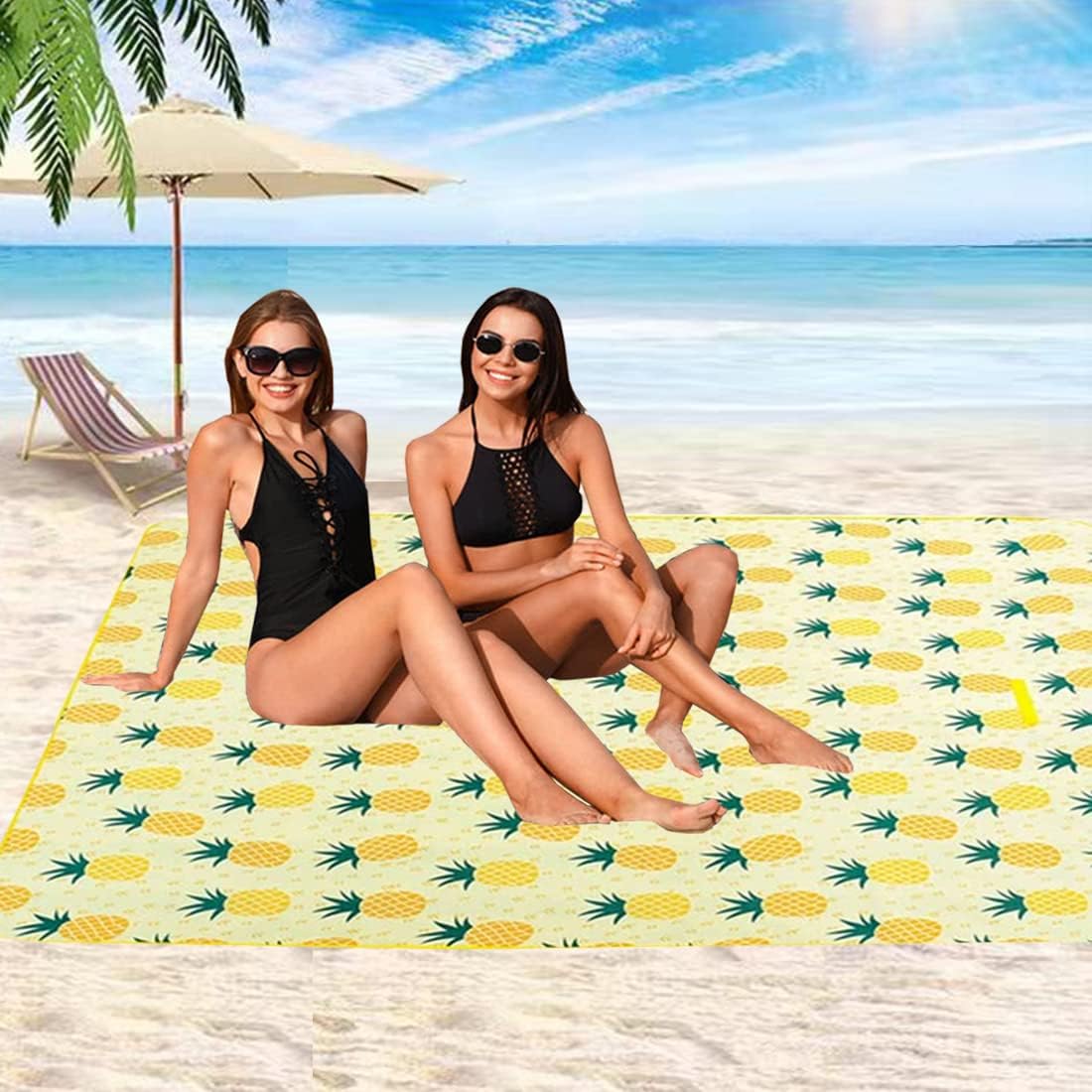 K Y KANGYUN Beach Blanket Outdoor Picnic Blanket Mat 80"x60" Extra Large Waterproof Sand Proof Camping Blanket Lightweight Folding Portable Travel Blanket for Family Park Beach Grass (Pineapple)