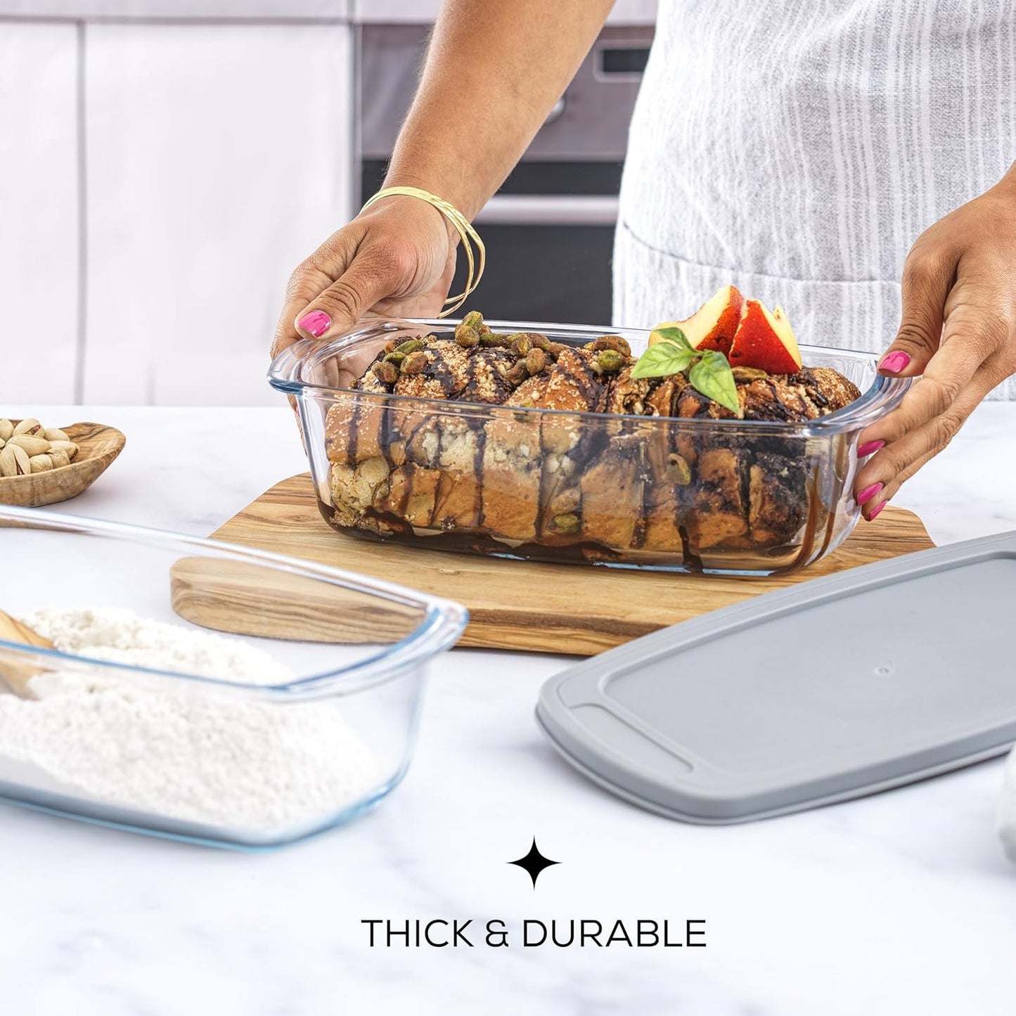 JoyJolt Glass Loaf Pan Set with Lid, Rectangular, 1.9 Quart, Deep, Meatloaf & Banana Bread Loaf Pans