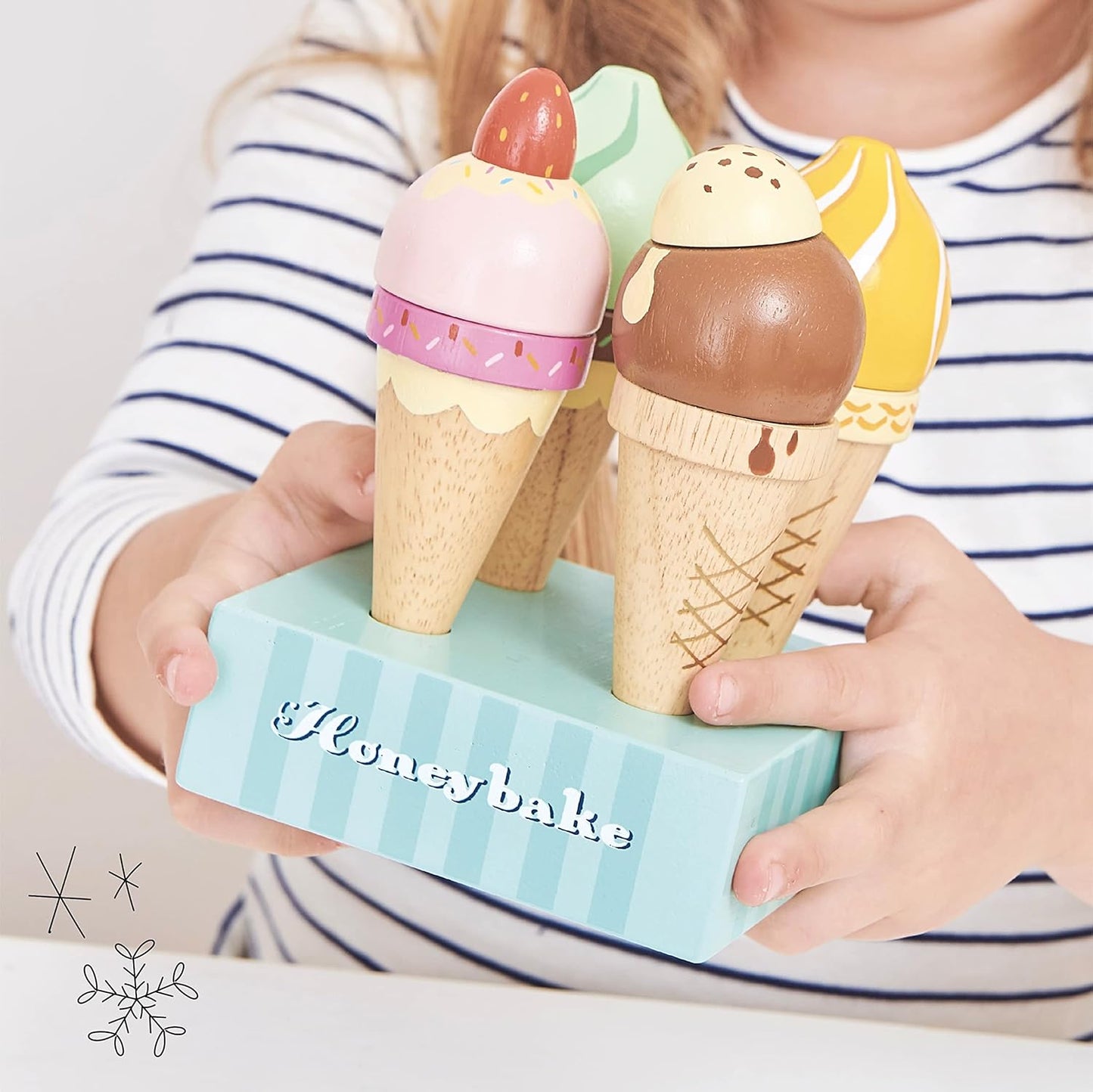 Le Toy Van - Educational Wooden Toy Honeybake Ice Creams Pretend Play Kids Playset, 6 Pieces - Great Gifts for A Boy Or Girl - Best for 2, 3, 4 And 5 Year Olds