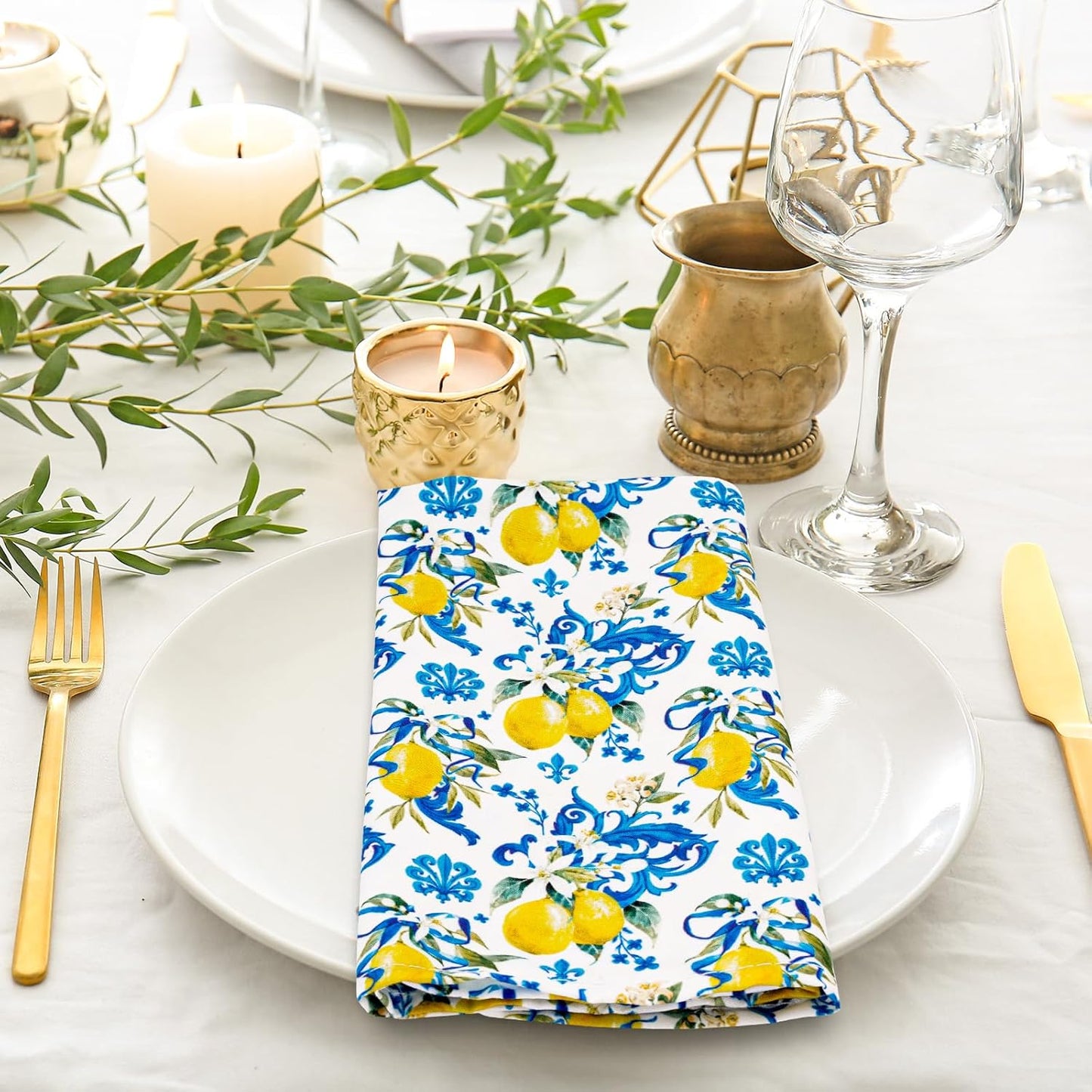 Whaline Lemon Cloth Napkin Italian Lemon Blue Tiles Reusable Dinner Napkin 18 x 18 Inch Kitchen Table Top Collection for Party Dining Table Decor, Set of 4