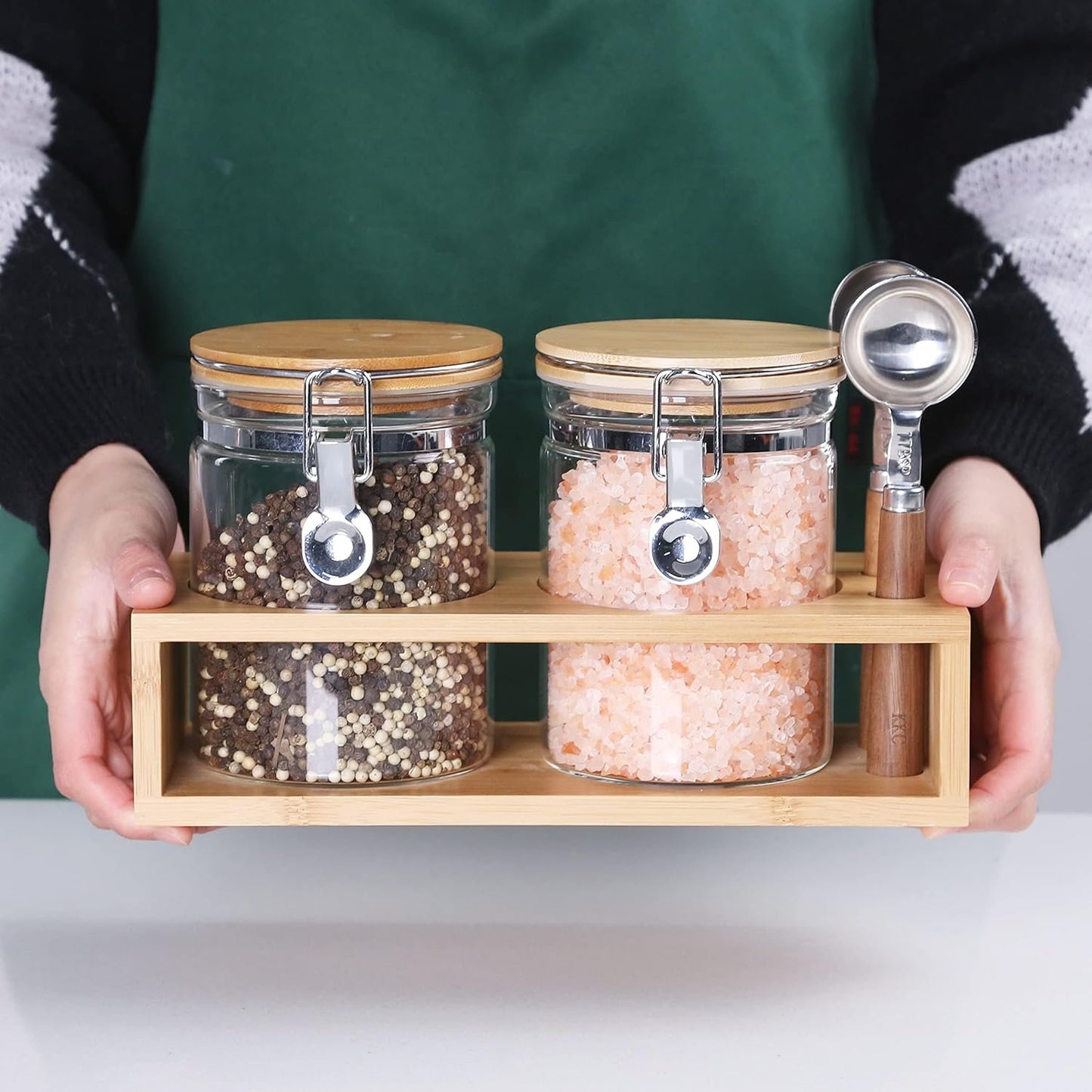 KKC HOME ACCENTS Airtight Borosilicate Glass Loose Tea & Coffee Beans Storage Containers with Bamboo Clamp Lids & Scoops - Glass Food Storage Jars for Nuts, Sugar, Matcha, Pantry Organization - 800 ML