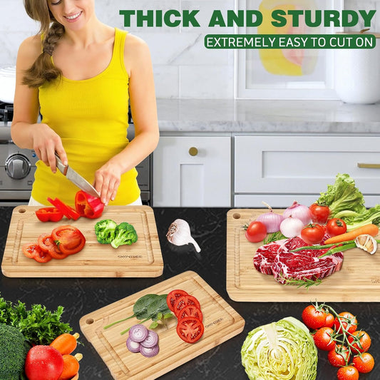 Skovtree Bamboo Chopping Boards Set of 3 Pieces, Kitchen Cutting Boards Set with Juice Groove and Handle for Meat Vegetables Cheese and Fruits.
