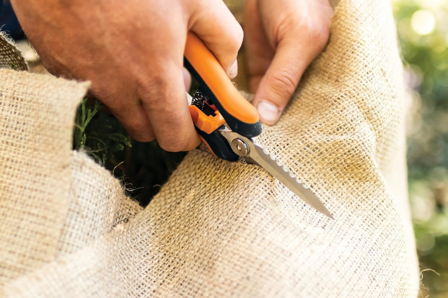 Fiskars Pruning Shears for Gardening, Multipurpose 8" Garden Shears with Sheath and SoftGrip Handle, Great for Cutting Nursery Pots, Bags, and Wire