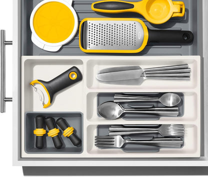 OXO Good Grips Expandable Utensil Drawer Organizer, Kitchen Organizers and Storage Drawer