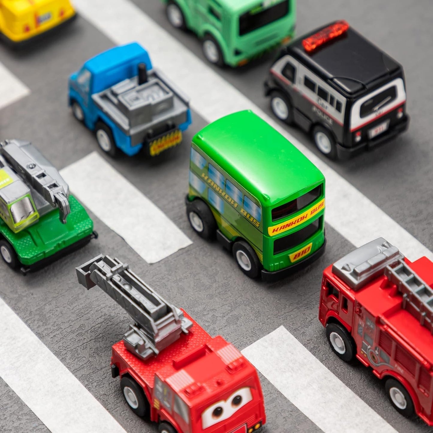18 Piece Pull Back City Cars and Trucks Toy Vehicles Set Model Car, Friction Powered Die-Cast Cars for Toddlers, Boys, and Girls’ Educational Play - Kids Presents Toys