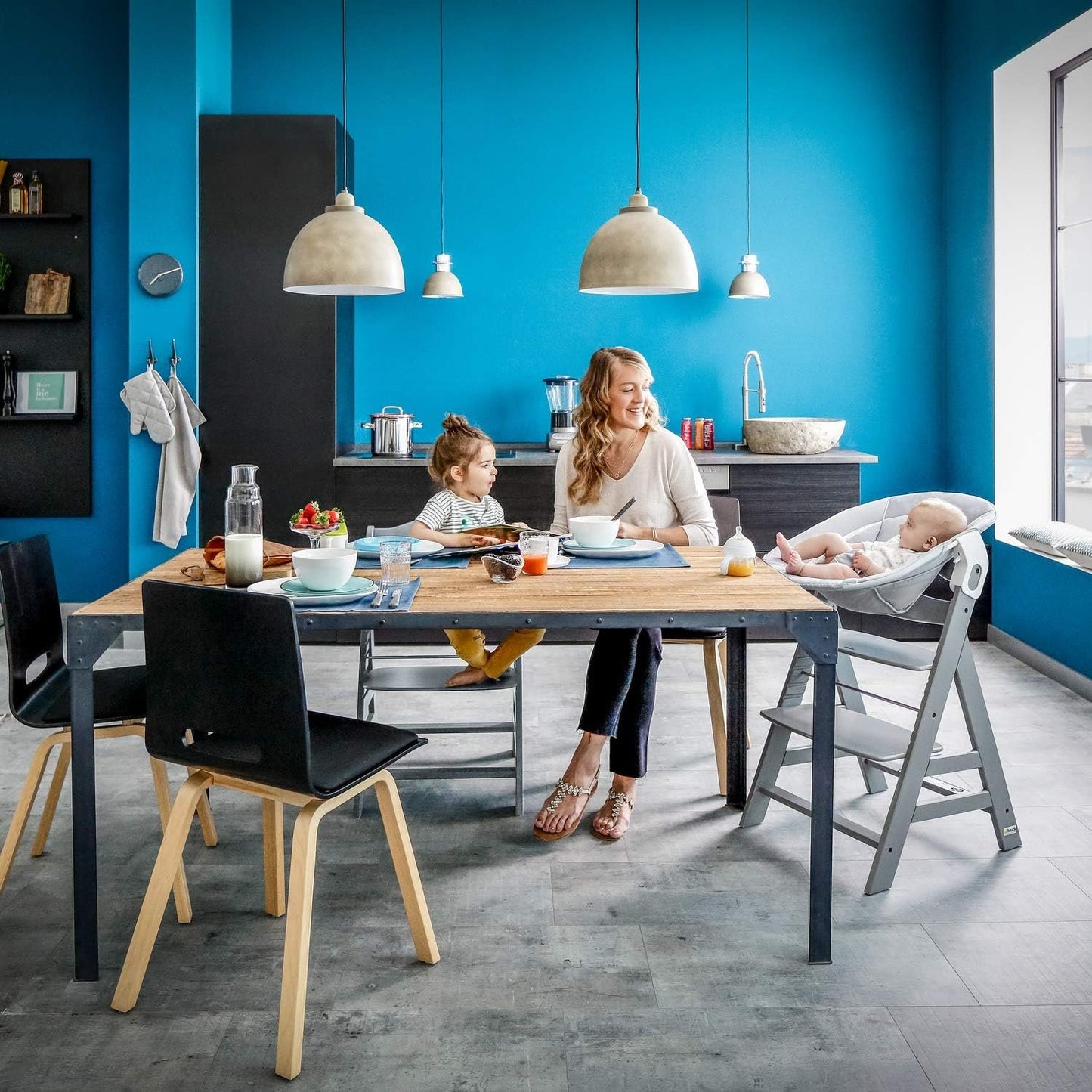 hauck Alpha Bouncer 2-in-1, Grey - Baby Bouncer with Rocking Base Compatible with Alpha+ and Beta+ Baby High Chairs - from 0 Months to 9 kg - with 3-Point Belt and Seat Reducer