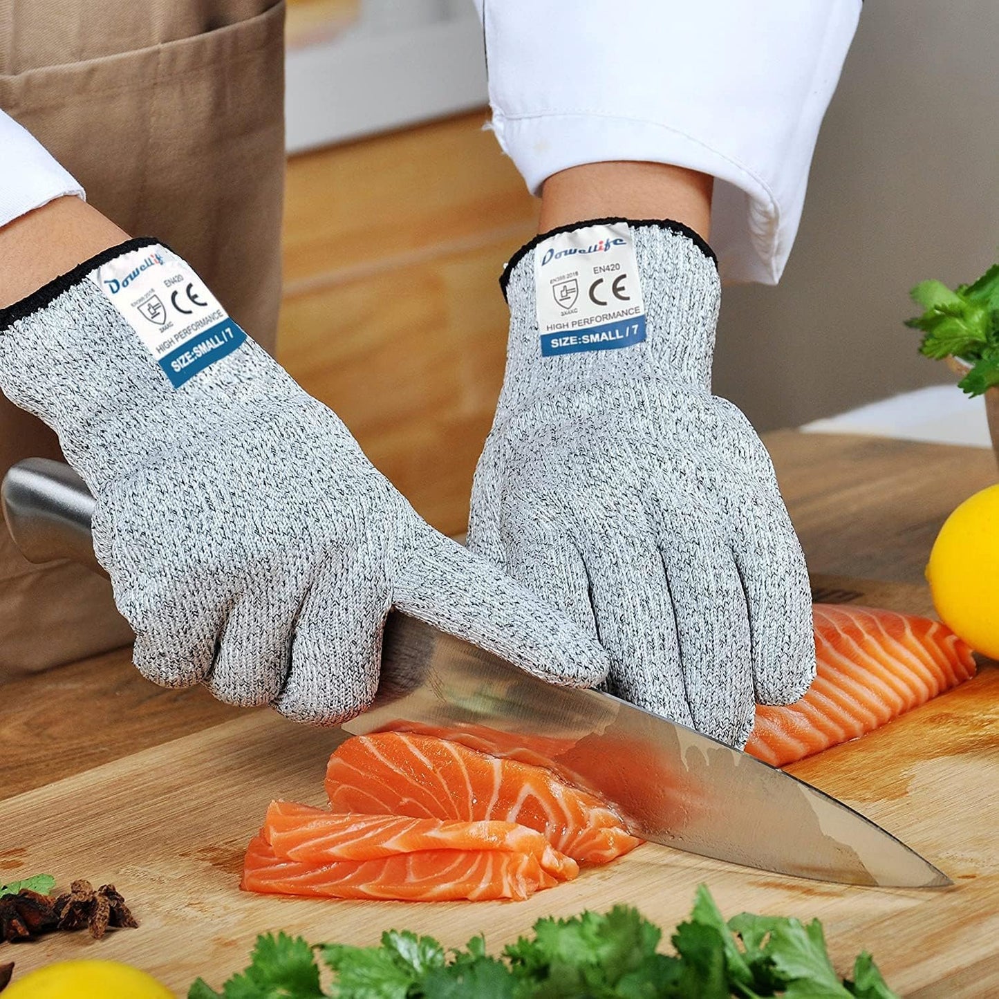 Dowellife Cut Resistant Gloves Food Grade Level 5 Protection, Safety Kitchen Cuts Gloves for Oyster Shucking, Fish Fillet Processing, Mandolin Slicing, Meat Cutting and Wood Carving, 1 Pair (Medium)