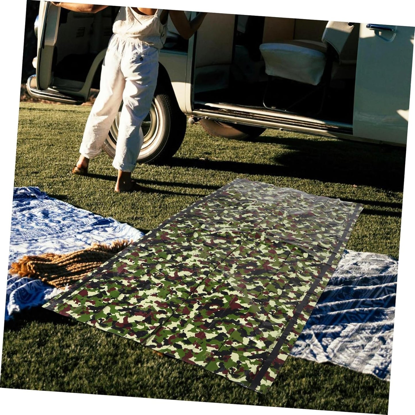 Kisangel 1 Set Multi Use Emergency Sleeping Tent Lightweight Thermal Insulation Bivy Sack for Outdoor Camping Hiking Emergency Warm Tent Durable Portable Camouflage