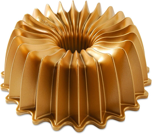 Nordic Ware Brillance Bundt Cake Pan, Gold, 85777