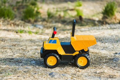 CAT Construction Toys, Play and Ride Steel Dump Truck, 2-in-1 Foot-to-Floor Rideable Toy Vehicle with Lights & Sounds, for Kids and Toddlers Ages 18 Months