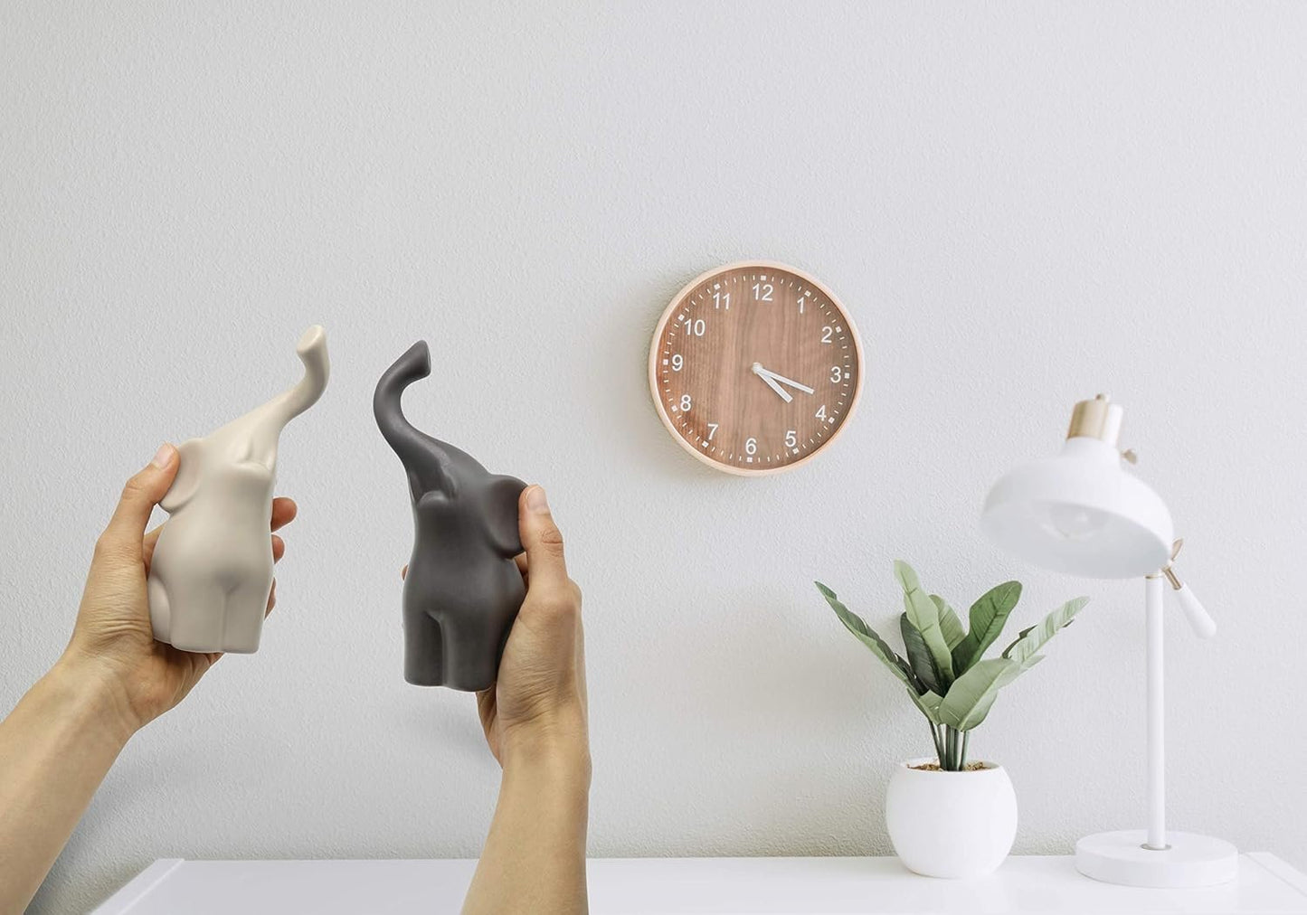 Harmonious Pair of Ceramic Elephants in Beige and Grey - Modern Sculpture - Pair of Two Individual Elephants - Decorative Figurine Height 16 cm - Elephant as a Perfect Gift Idea