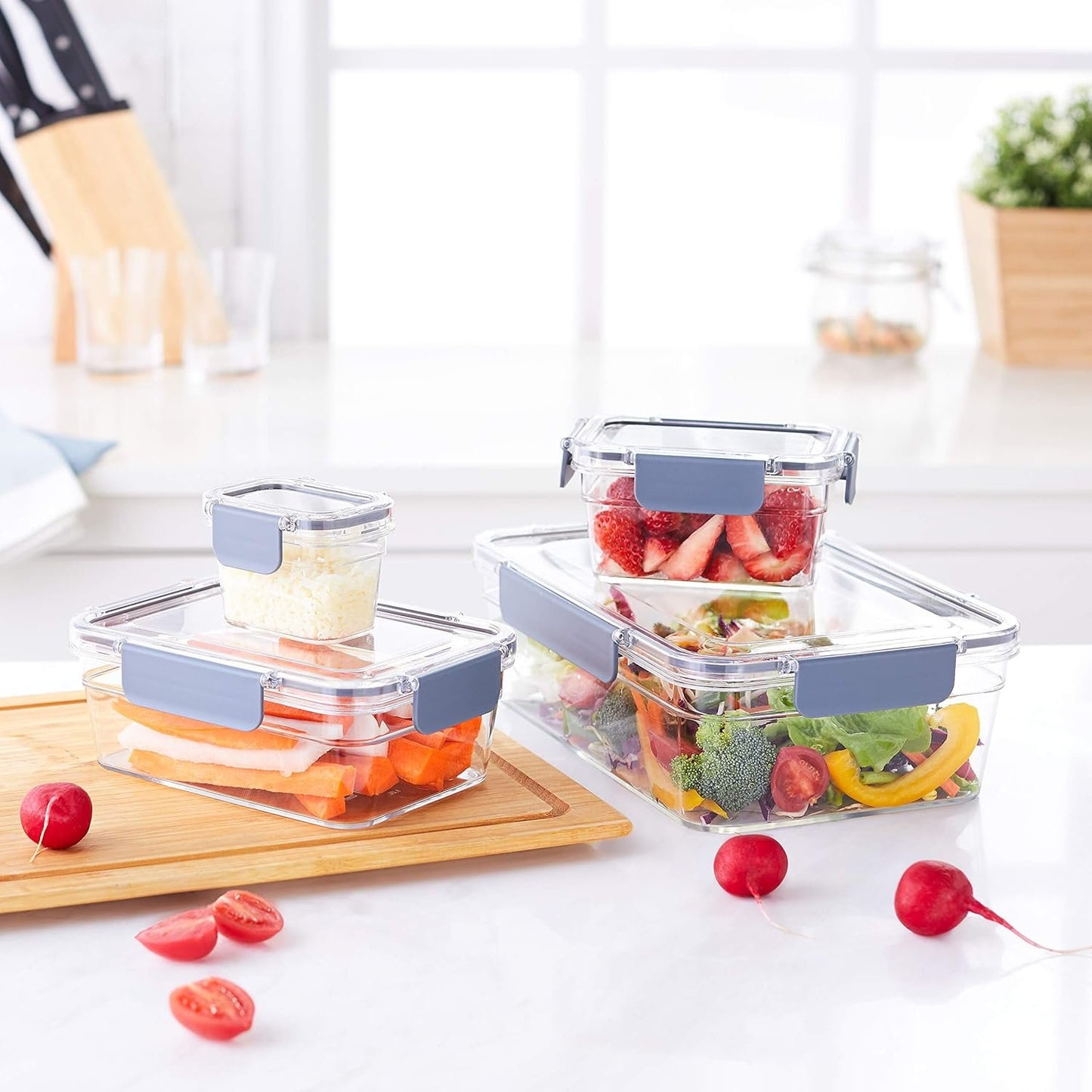 Amazon Basics Tritan 22 Piece (11 Containers and 11 Lids) Locking Food Storage Container Set - Clear