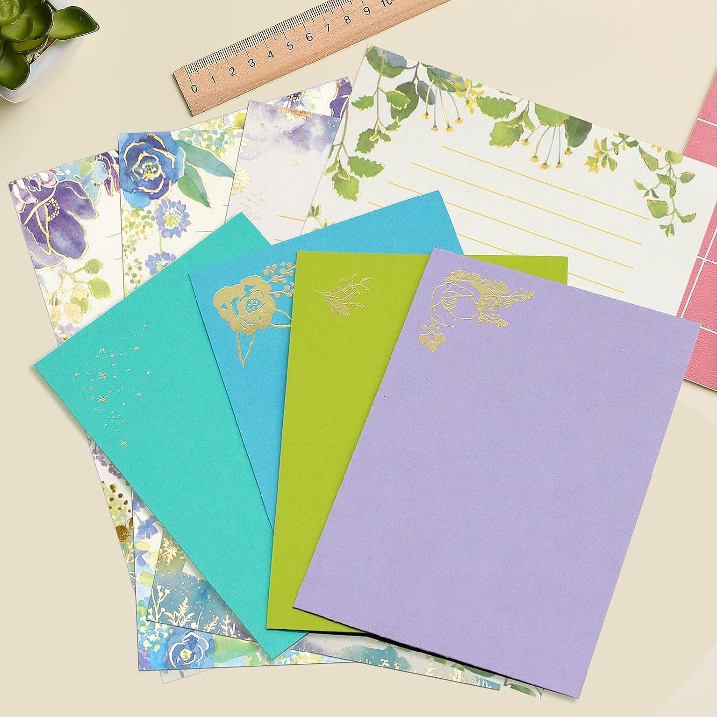 KSIWRE Stationary Paper Set,24 Gold Foil Stamping Letter Paper with 12 Envelopes,Cute Lined Stationary Writing Paper,Great for Love Letter Holiday Wishes Invitations