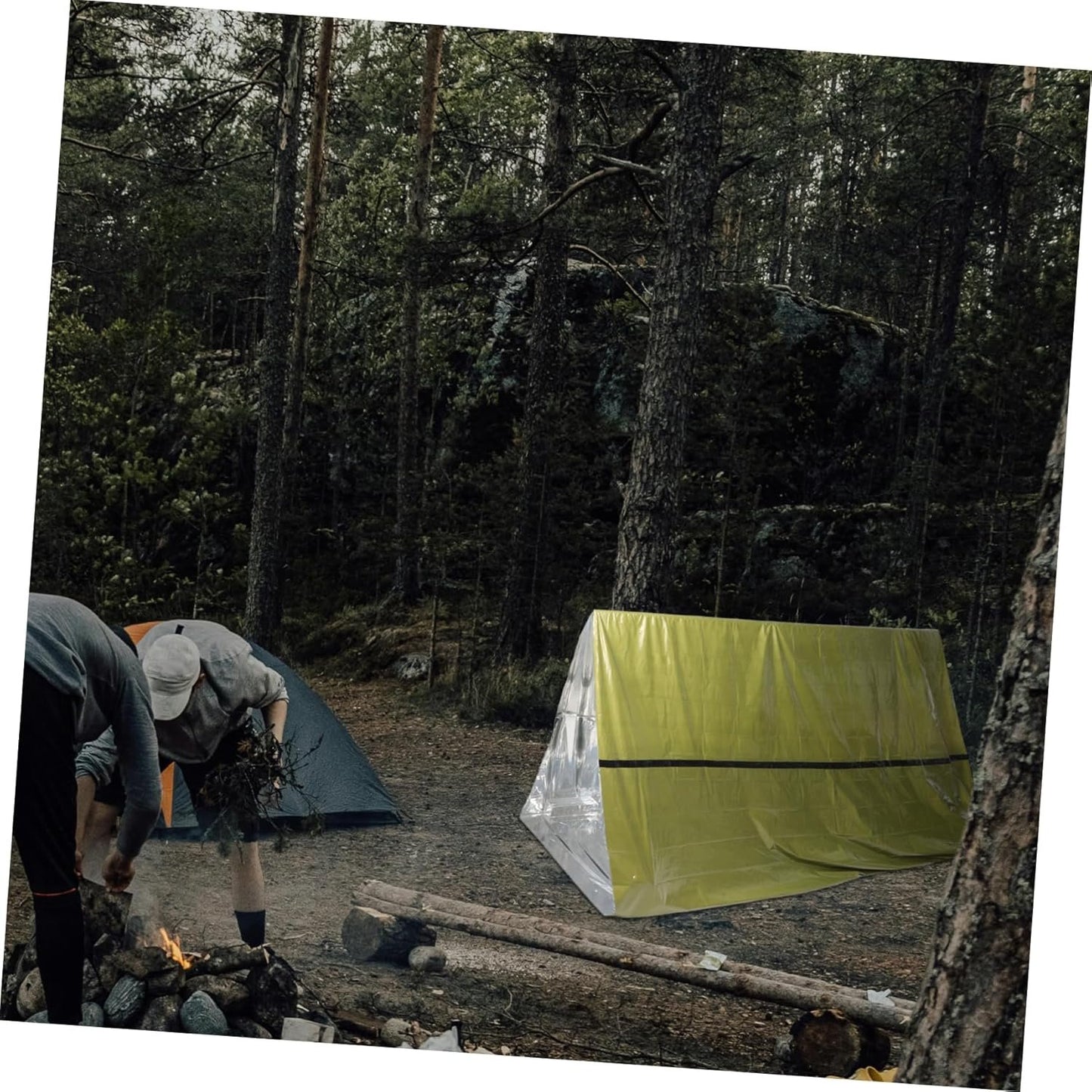 BRIGHTFUFU Foldable Windproof Tent Camping Blanket Emergency Survival Bag Warm Shelter Insulation